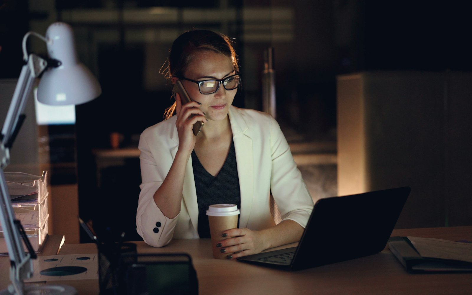 Assistente legale con IA: ricerca, strategia e calcoli a qualsiasi ora